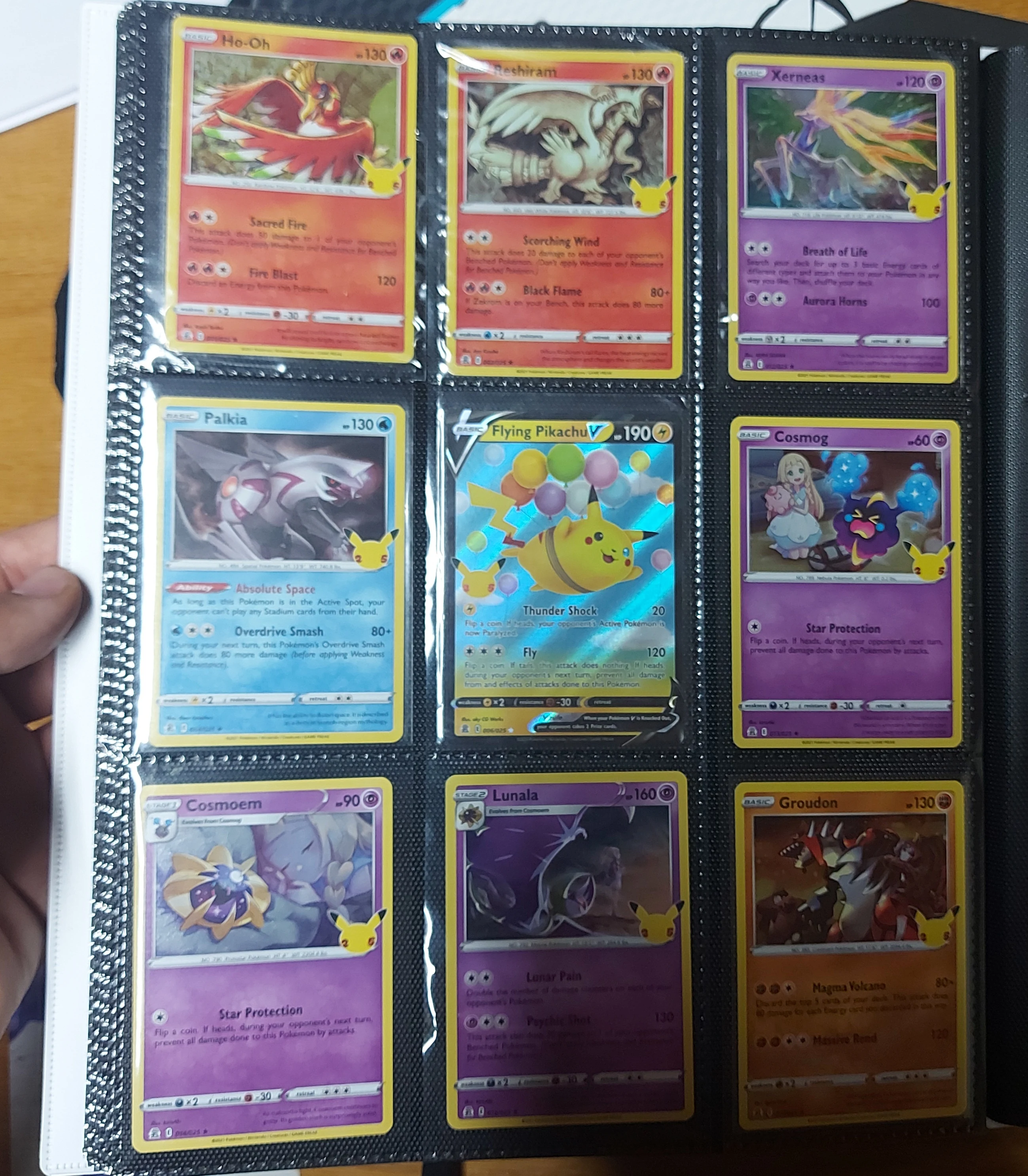 Pikachu V: 25th anniversary lot + bulk image 1
