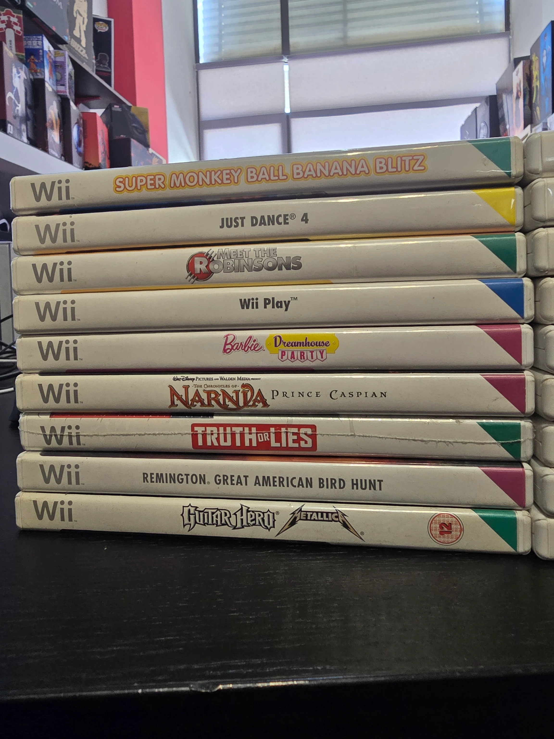 Used Nintendo Wii Games Bundle image 2