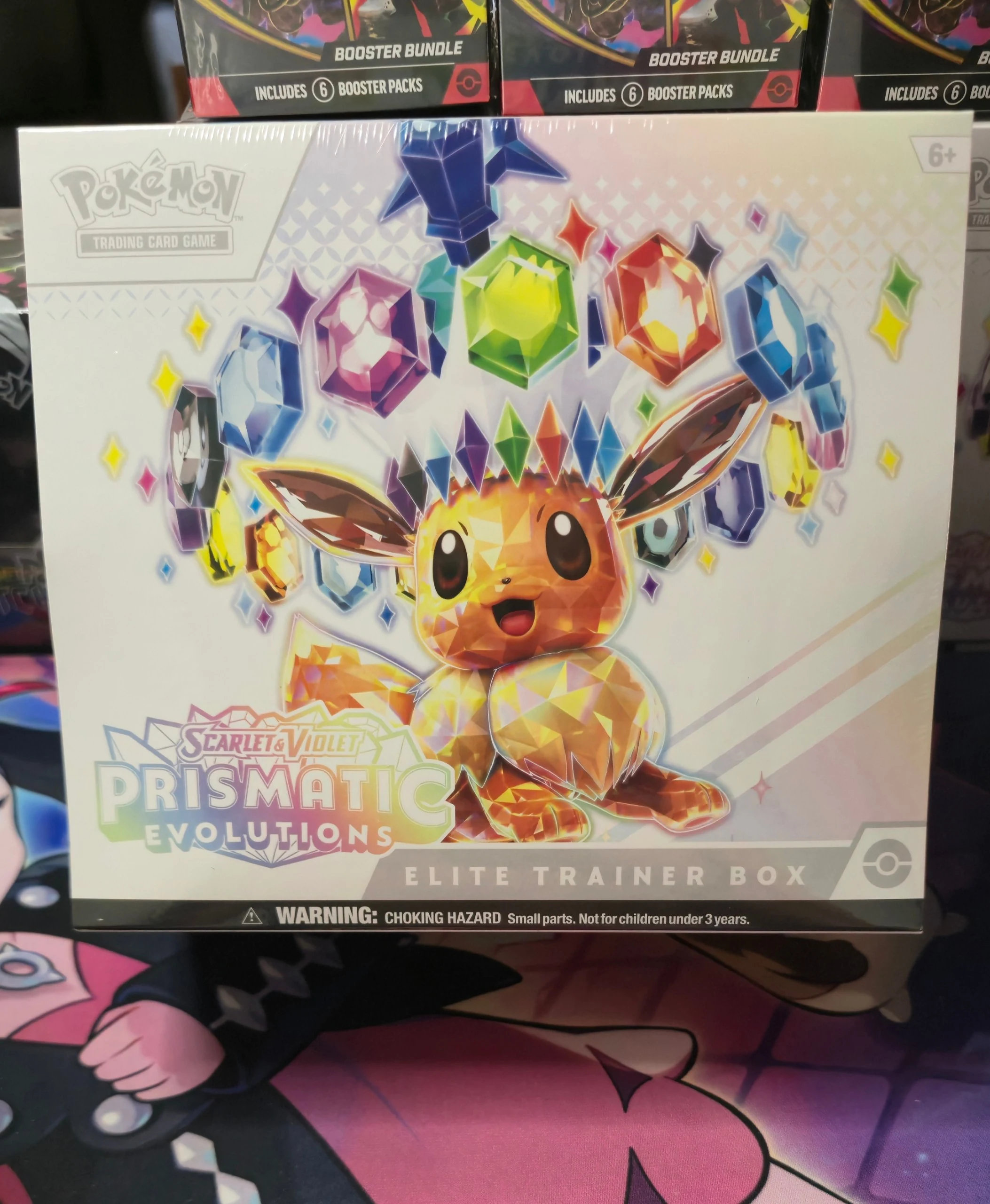 Prismatic Evolutions ETB image 1