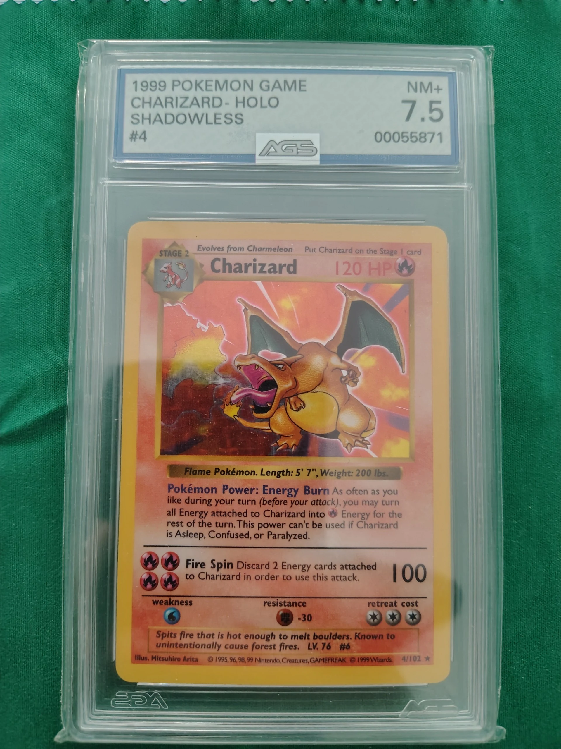 Shadowsless Charizard Base set 4/102 image 1