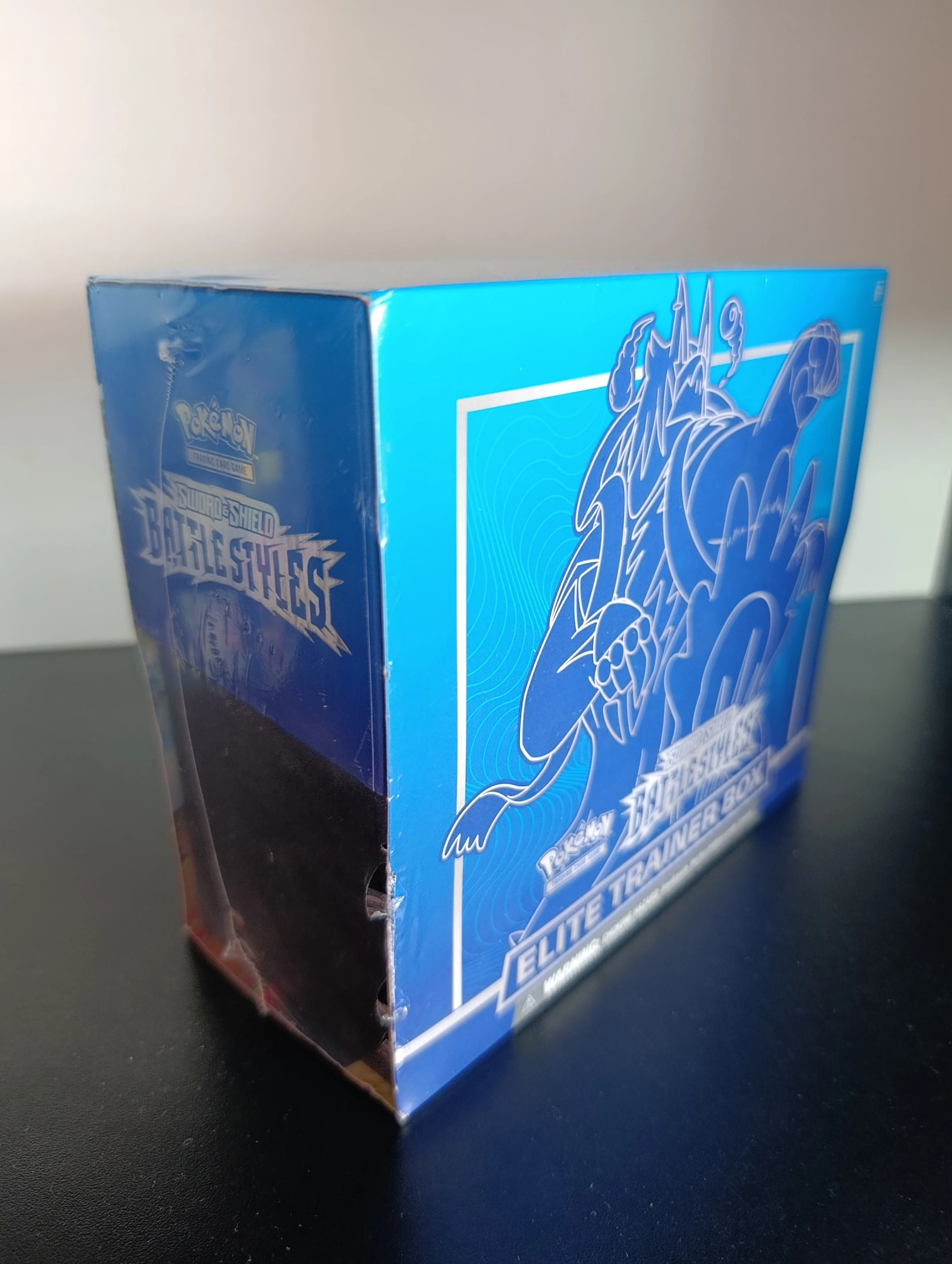 Battle Styles Elite Trainer Box Sealed image 2