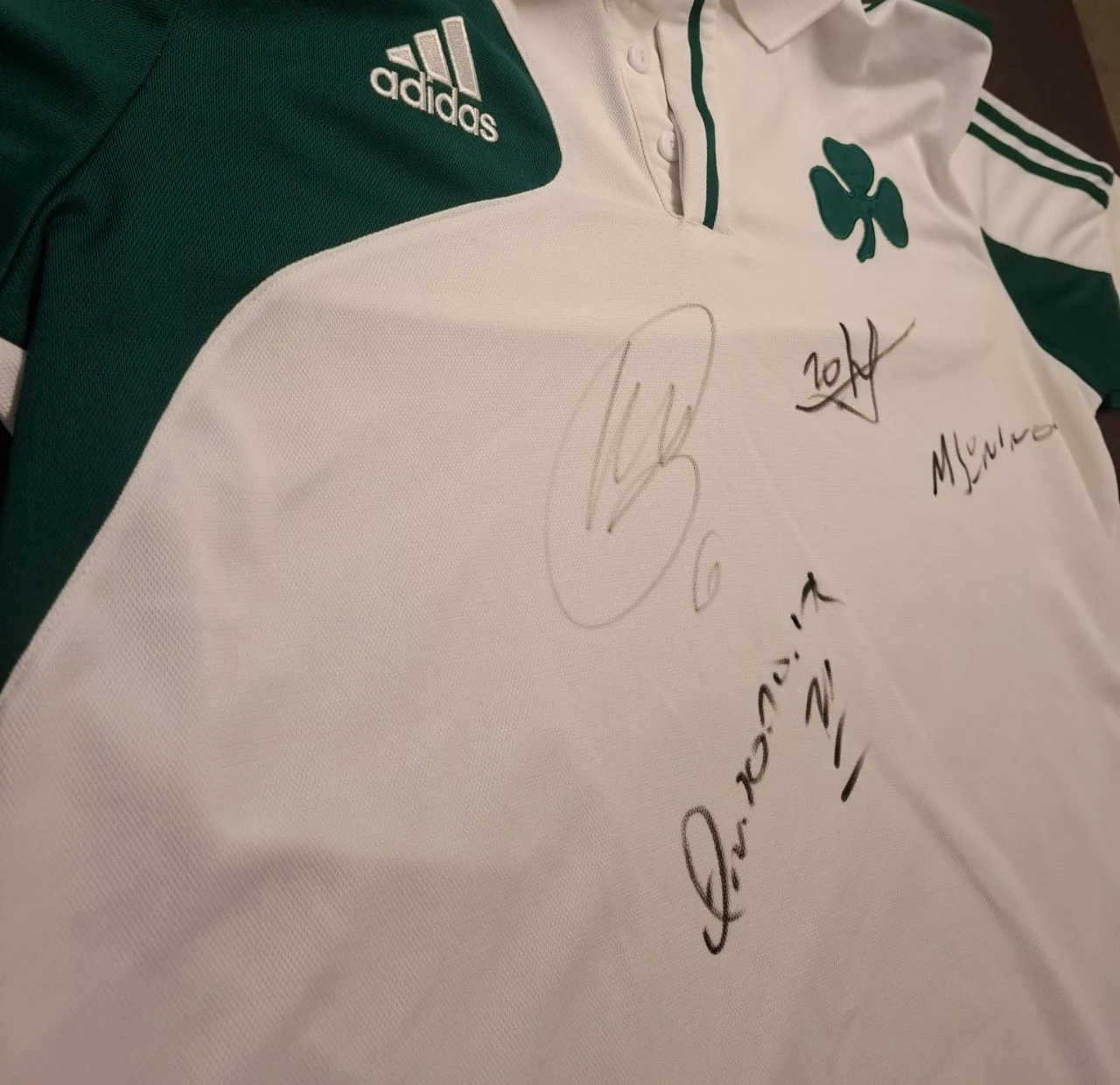 T shirt from the 90s panathinaikos x adidas singed by 4 players image 4
