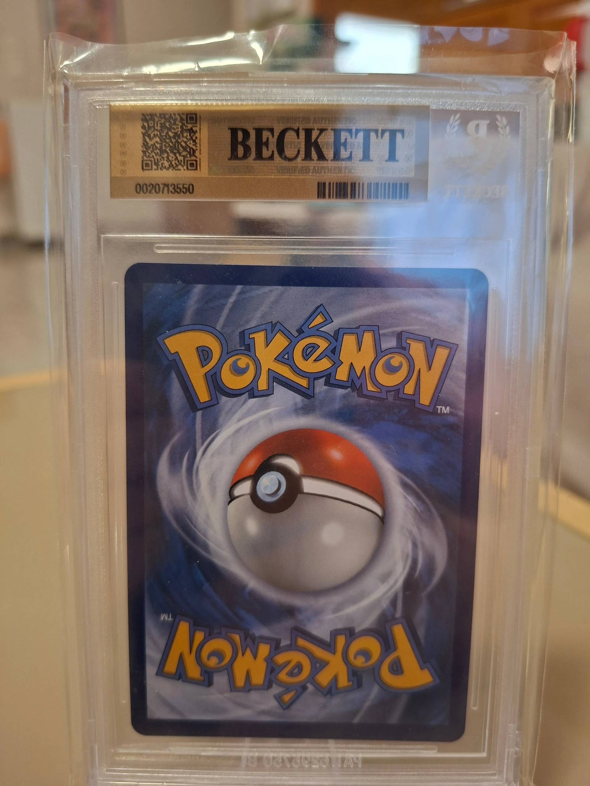 Mega Latias ex image 2