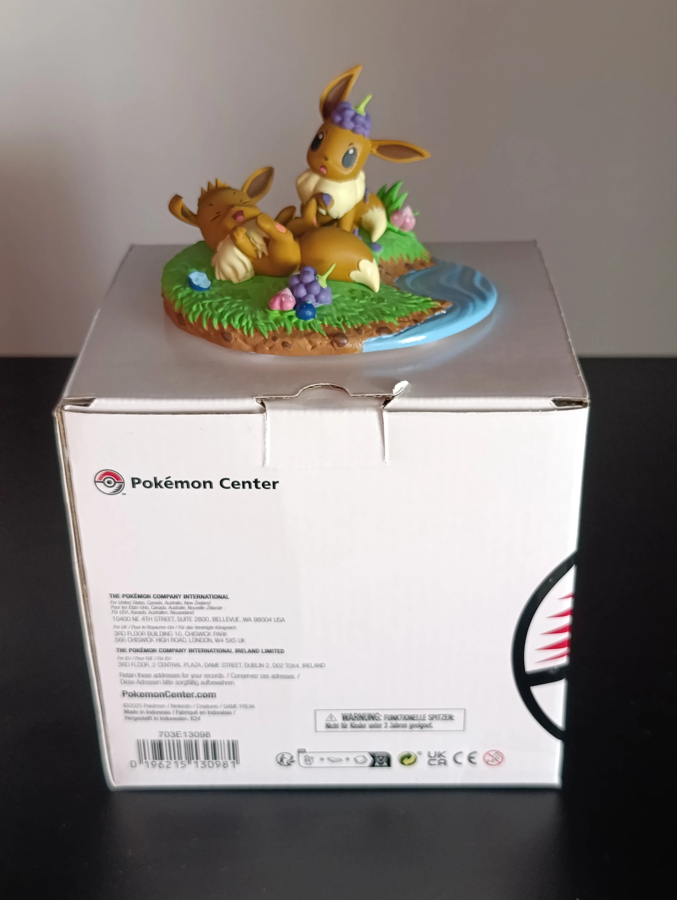 Pokemon Center Eevee Figure image 1