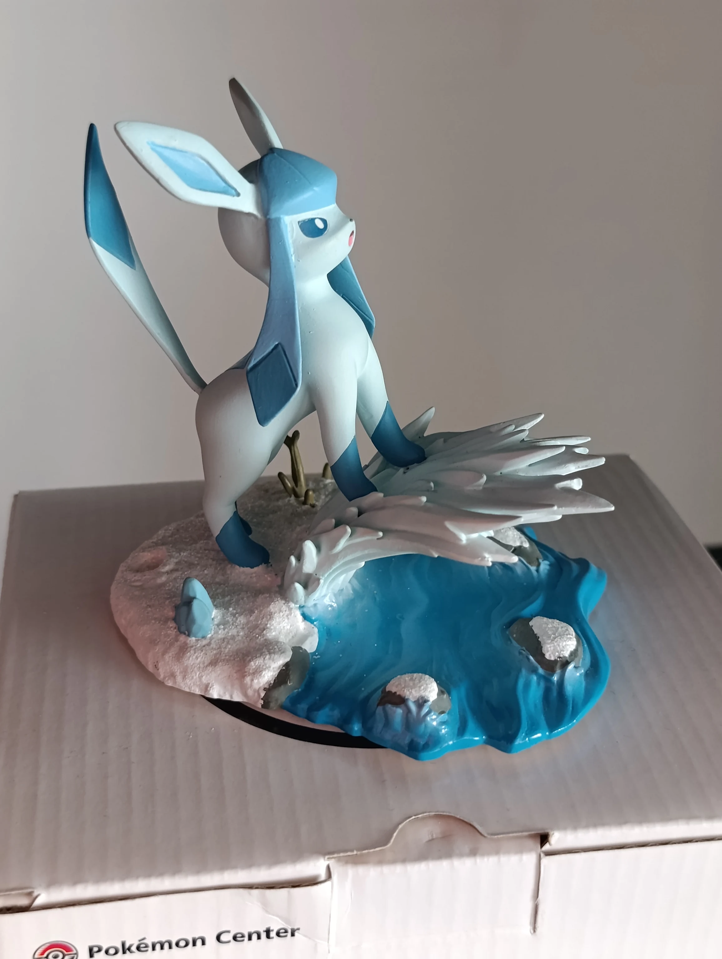 Pokemon Center Glaceon Figure image 2