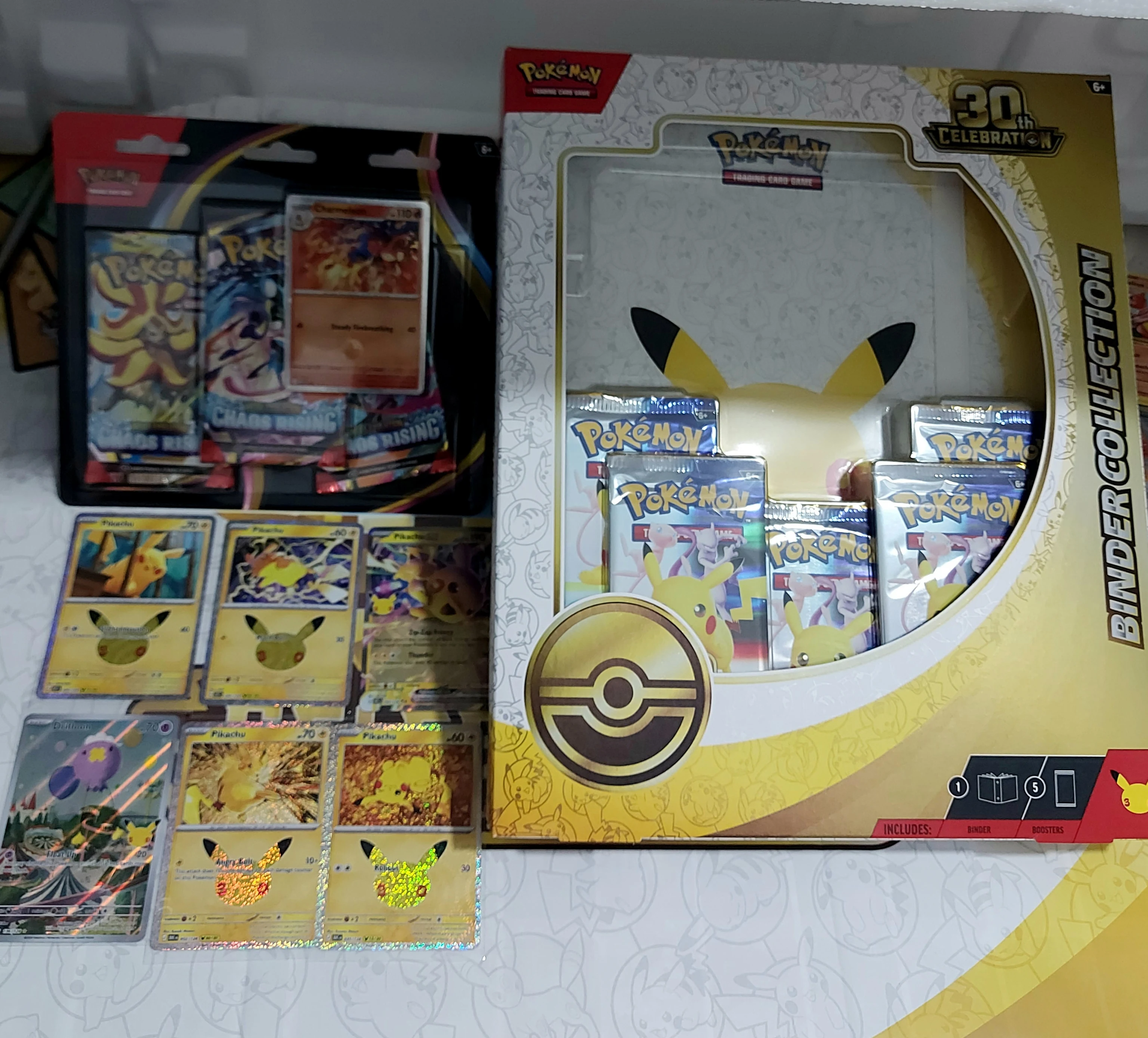 🔥Huuuge 30th Celebration Lot: Sealed & Singles image 1